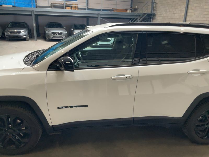 Jeep Compass 1.5 GSE T4 e-Hybrid Night Eagle FWD 2023 – снимка 4