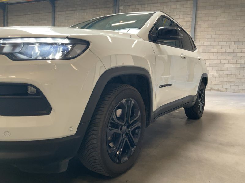 Jeep Compass 1.5 GSE T4 e-Hybrid Night Eagle FWD 2023 – снимка 2