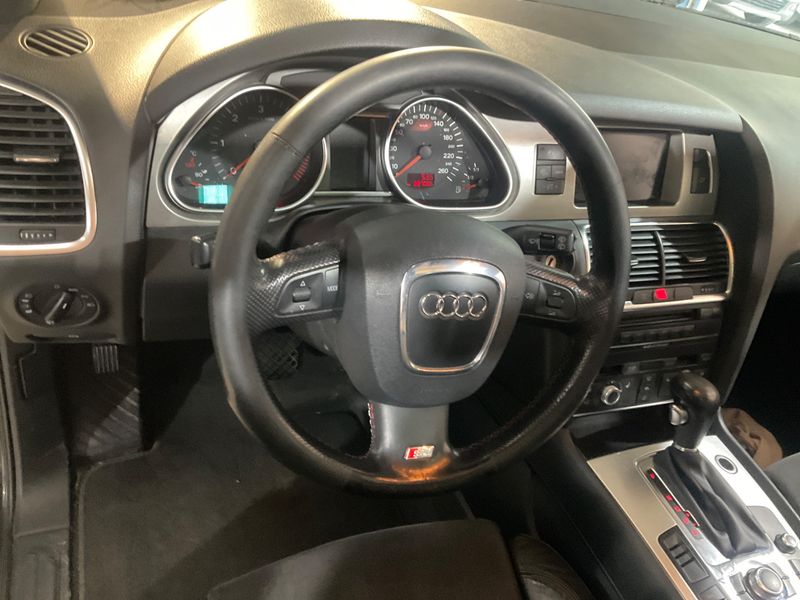 Audi Q7 3.0 V6 TDI quattro 2006 – снимка 35