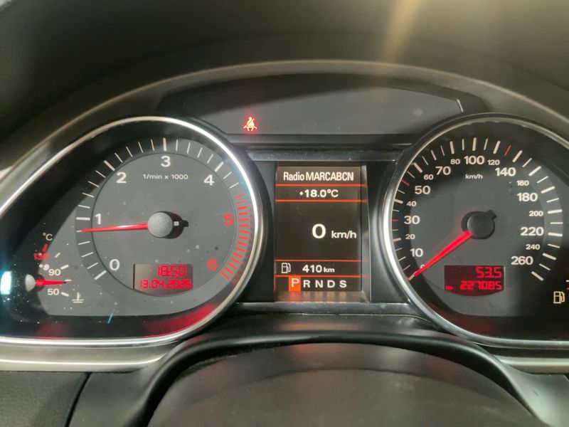 Audi Q7 3.0 V6 TDI quattro 2006 – снимка 18
