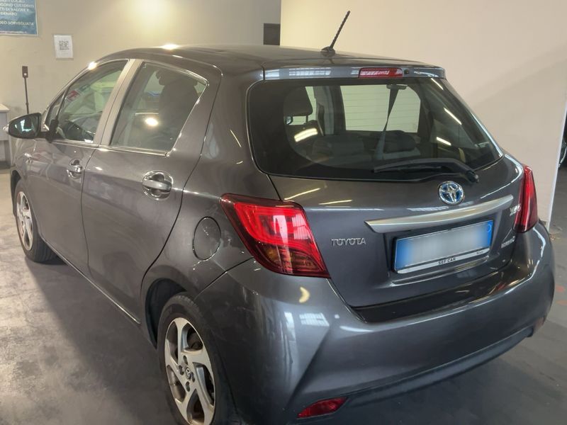 Toyota Yaris 1.5 Hybrid Active 2016 – снимка 6