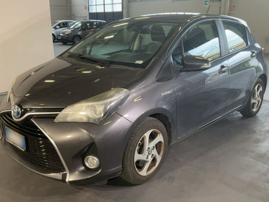 Toyota Yaris 1.5 Hybrid Active 2016 – снимка 2