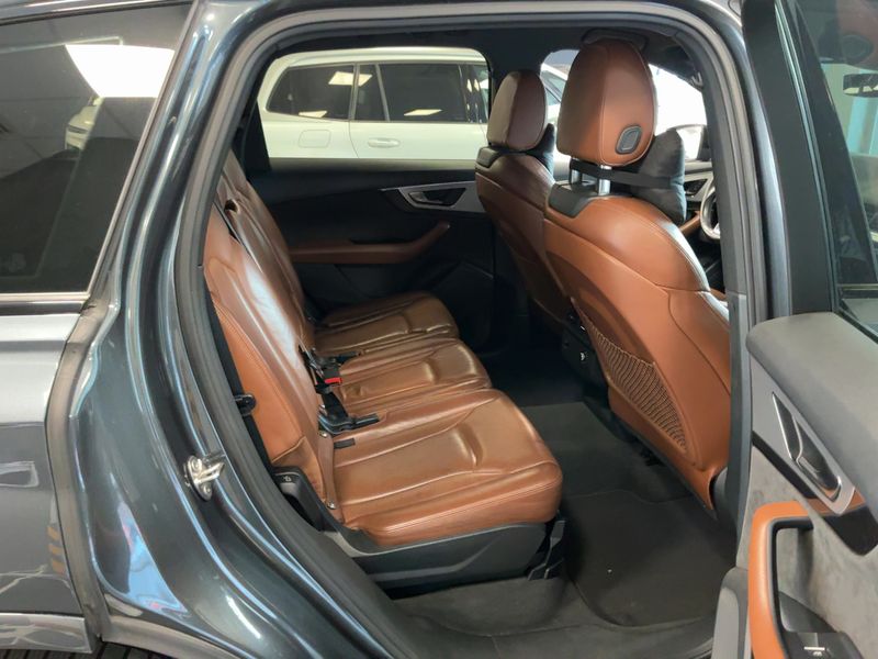 Audi SQ7 4.0 V8 TDI quattro 2017 – снимка 19