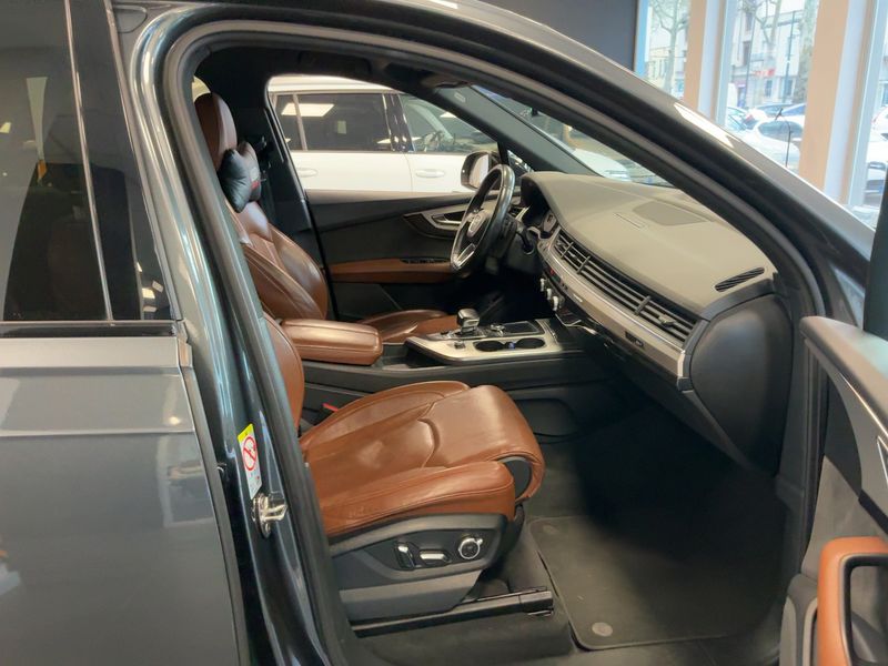 Audi SQ7 4.0 V8 TDI quattro 2017 – снимка 16
