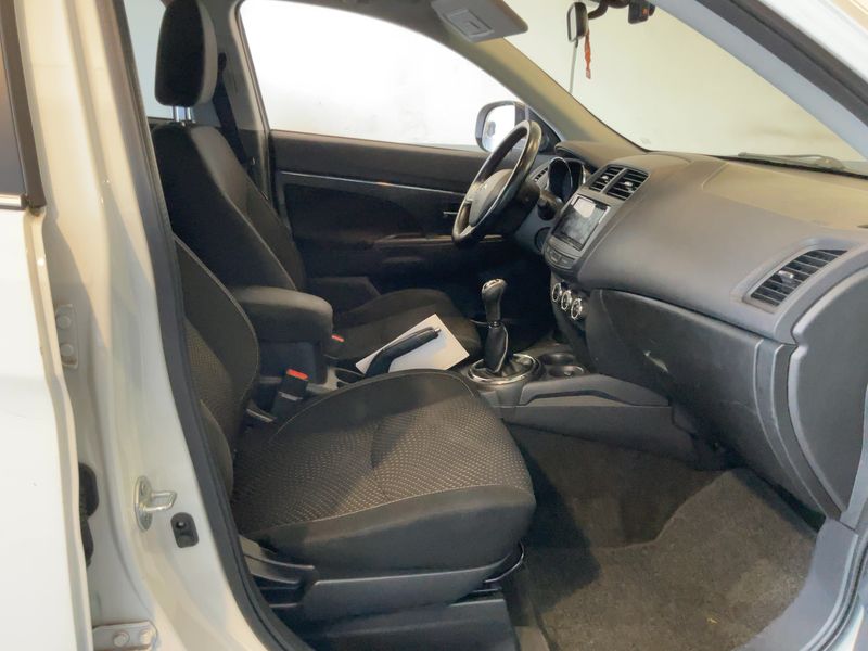 Mitsubishi ASX 1.6 Intense 2WD 2015 – снимка 16