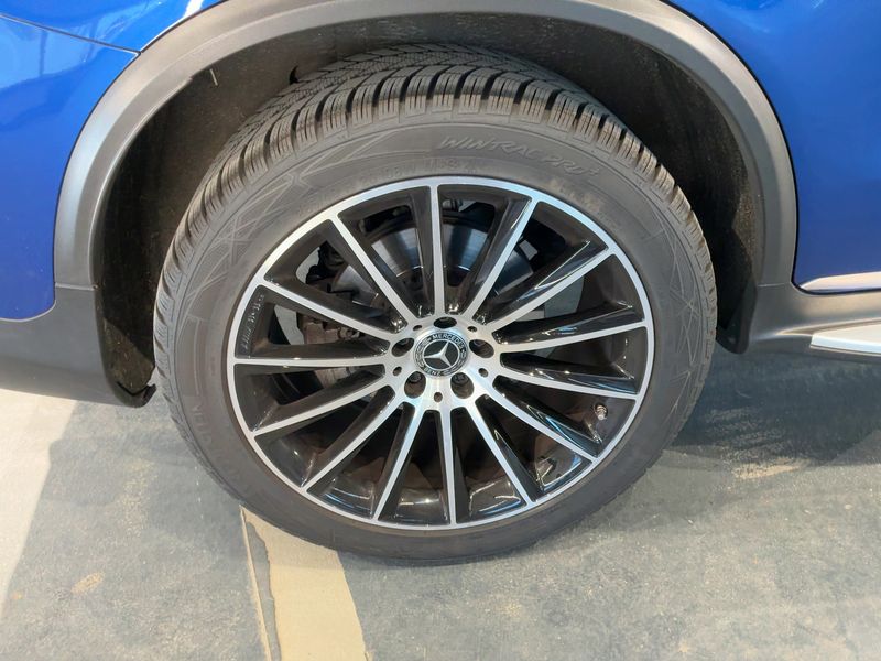 Mercedes-Benz GLC-Klasse GLC 300 Mild-Hybrid 4Matic AMG Line 2023 – снимка 9