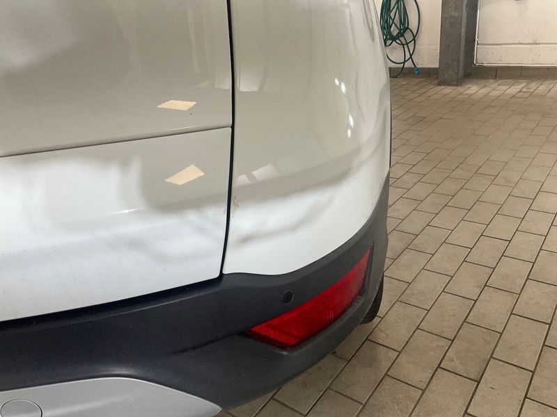 Ford Kuga 2.0 TDCi Titanium 2015 – снимка 32