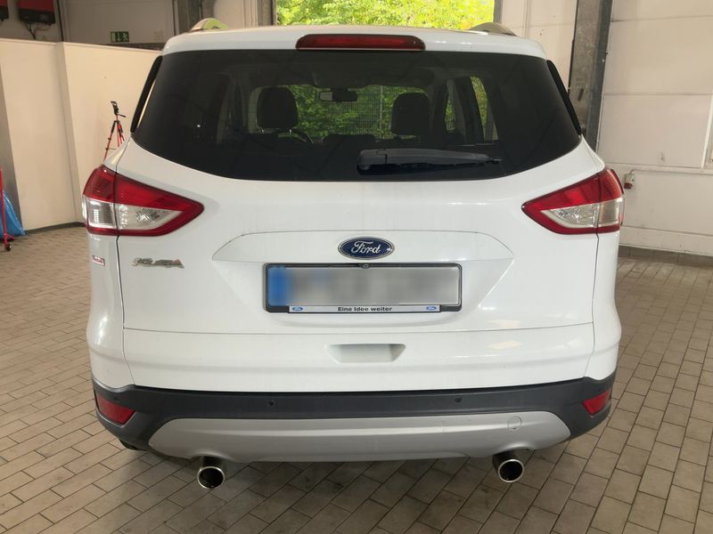 Ford Kuga 2.0 TDCi Titanium 2015 – снимка 7