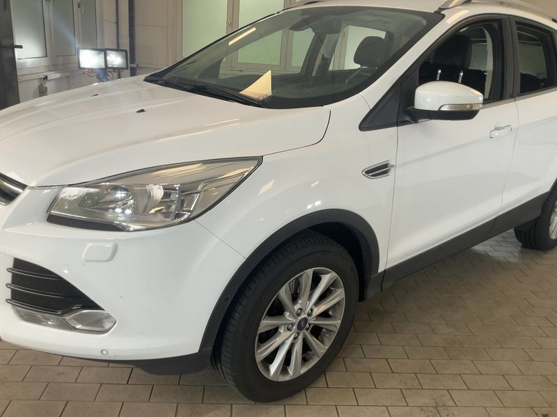 Ford Kuga 2.0 TDCi Titanium 2015 – снимка 2