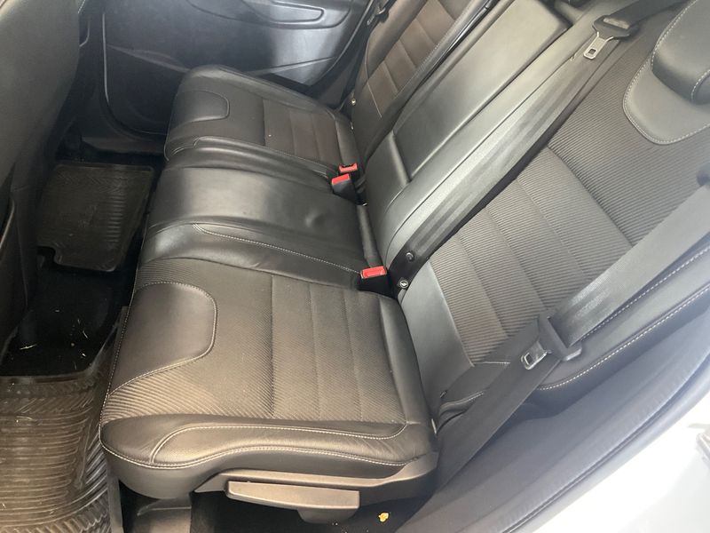 Ford Kuga 2.0 TDCi Titanium 2015 – снимка 29