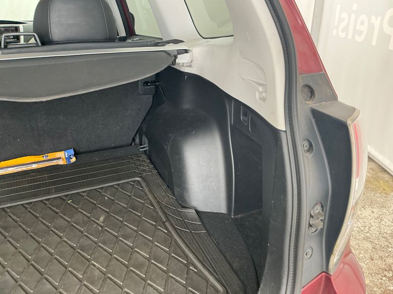 Subaru Forester 2.0 Comfort 2009 – снимка 38