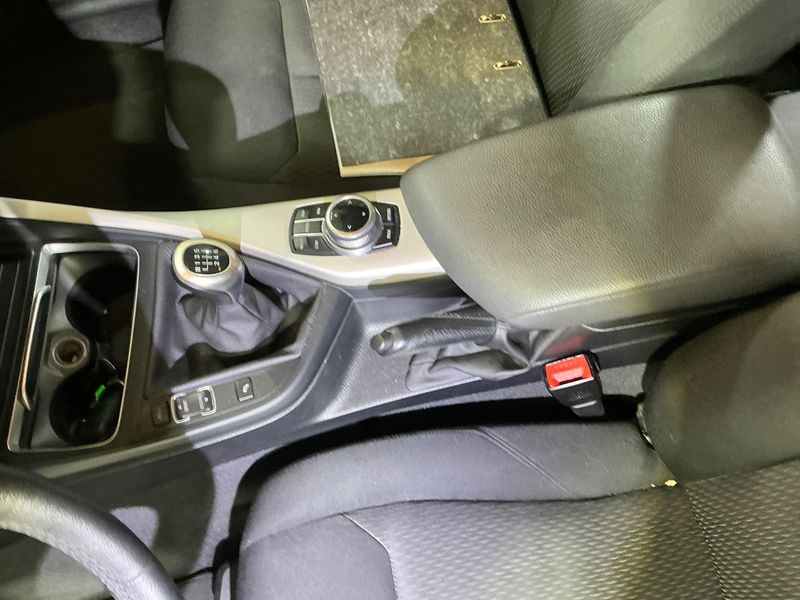 BMW 1er 116d Advantage 2017 – снимка 27