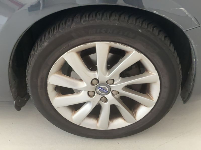 Volvo V60 2.0 D3 Momentum 2015 – снимка 11