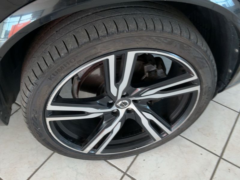 Volvo XC90 2.0 D5 R-Design AWD 2016 – снимка 11