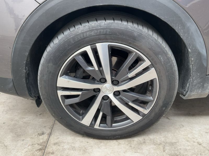 Peugeot 3008 1.5 Blue-HDi Allure 2022 – снимка 3