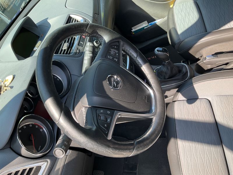 Opel Mokka 1.4 Turbo Color Innovation ecoFlex 2015 – снимка 32