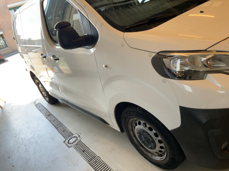 Peugeot Expert 2.0 Blue-HDi Premium L1 2018 – снимка 12
