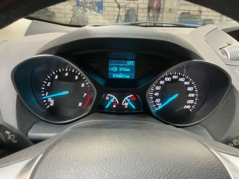 Ford Kuga 1.5 EcoBoost Trend 2016 – снимка 18