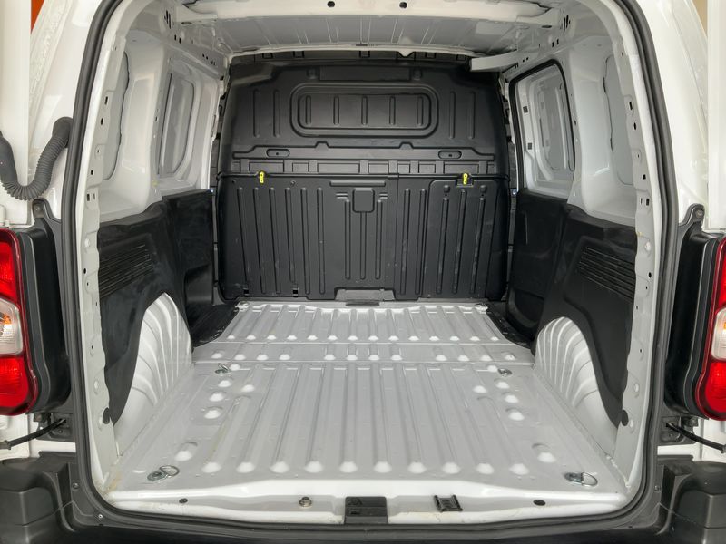 Fiat Doblo 1.5 Blue-HDi Kasten L1 2024 – снимка 15