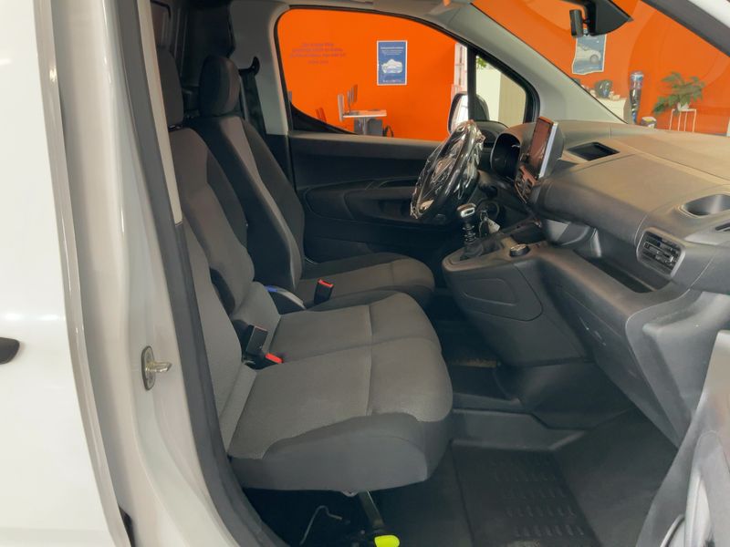 Fiat Doblo 1.5 Blue-HDi Kasten L1 2024 – снимка 16