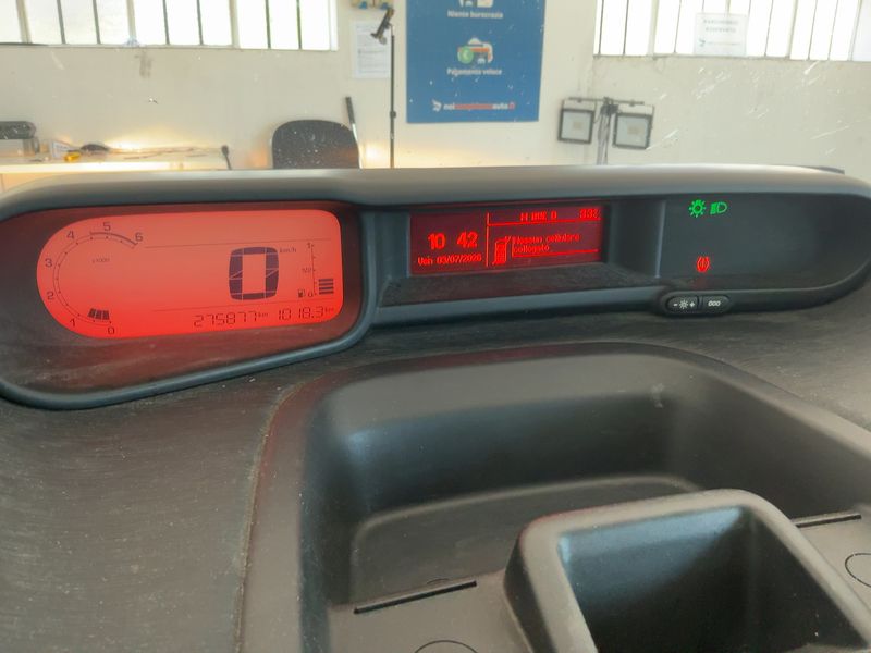 Citroen C3 Picasso 1.6 Blue-HDi Business Combi 2017 – снимка 4