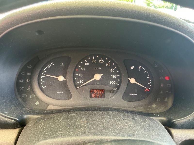 Renault Clio 1.2 1998 – снимка 4
