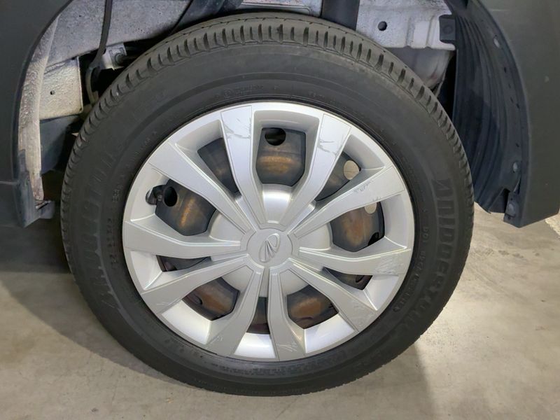 Mahindra KUV 100 1.2 K8 2021 – снимка 5