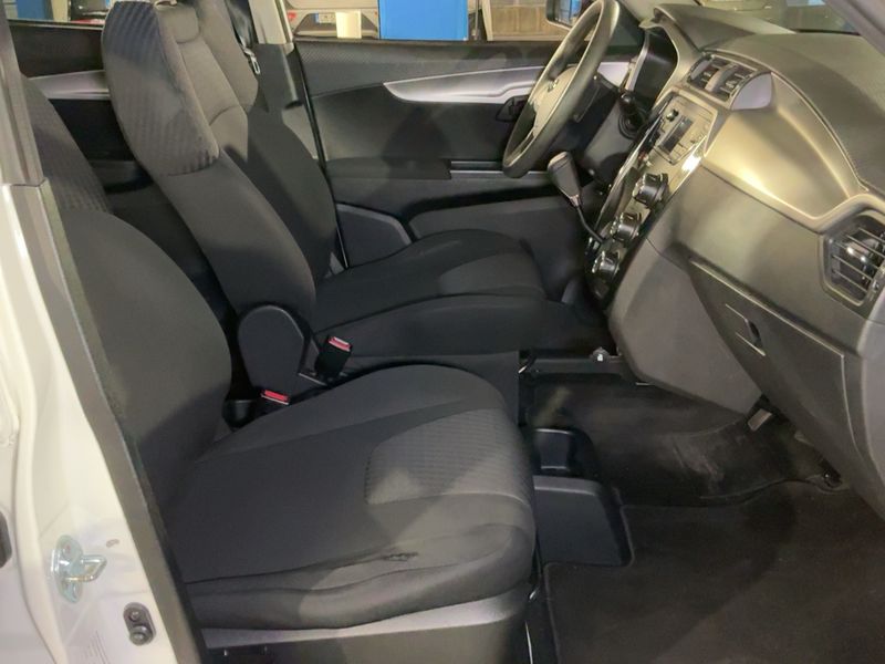 Mahindra KUV 100 1.2 K8 2021 – снимка 16