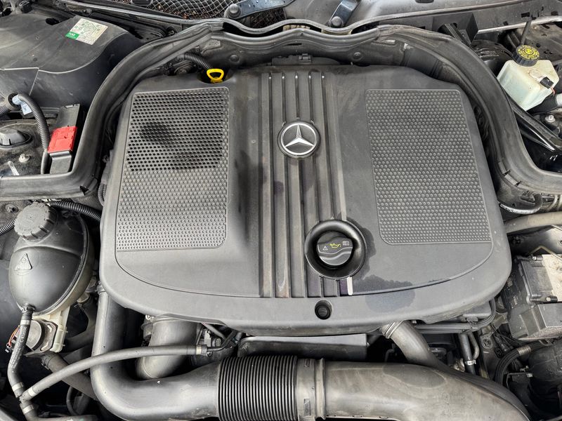 Mercedes-Benz C-Klasse C 220 CDI T BlueEfficiency Avantgarde 2011 – снимка 8