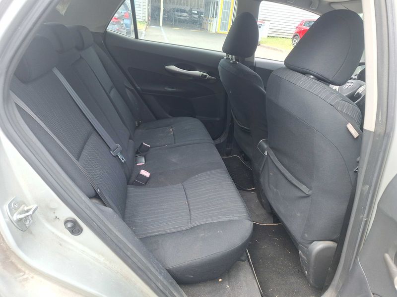 Toyota Auris 2.0 D-4D Sol 2008 – снимка 13