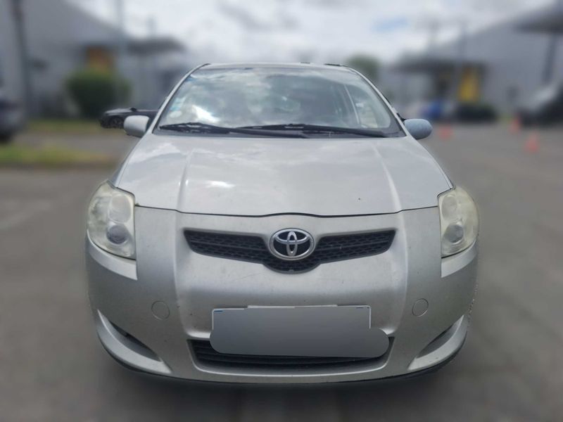 Toyota Auris 2.0 D-4D Sol 2008 – снимка 7