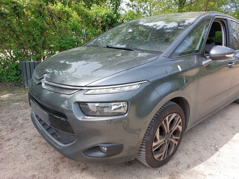 Citroen C4 Picasso 1.6 THP Intensive 2015 – снимка 2
