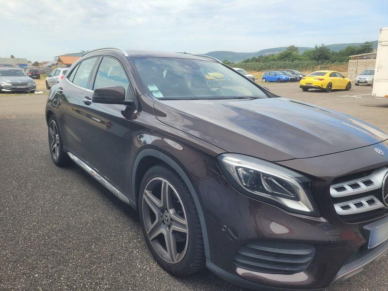 Mercedes-Benz GLA-Klasse GLA 250 Fascination 2018 – снимка 12