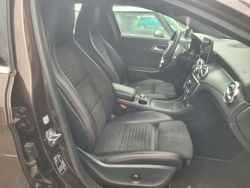 Mercedes-Benz GLA-Klasse GLA 250 Fascination 2018 – снимка 16
