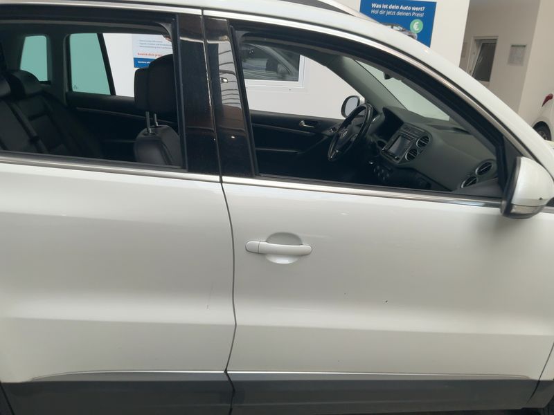 Volkswagen Tiguan 2.0 TDI Sport & Style 4Motion BlueMotion Tech 2016 – снимка 10