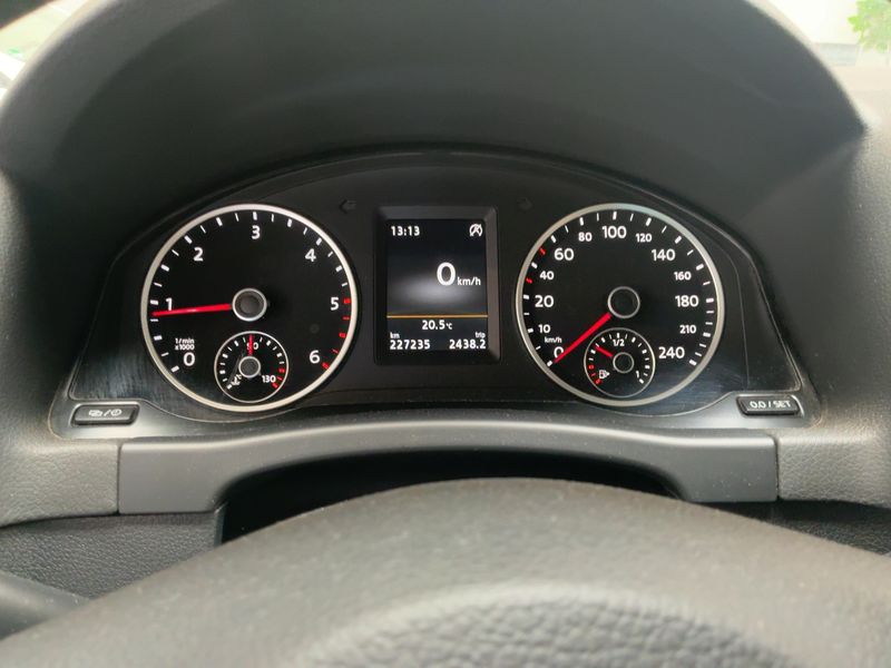 Volkswagen Tiguan 2.0 TDI Sport & Style 4Motion BlueMotion Tech 2016 – снимка 19