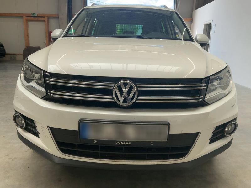 Volkswagen Tiguan 2.0 TDI Sport & Style 4Motion BlueMotion Tech 2016 – снимка 14