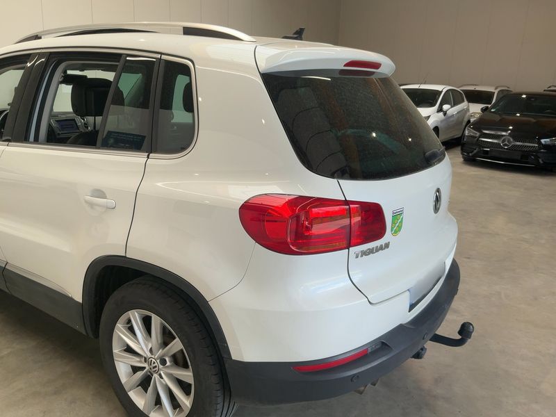 Volkswagen Tiguan 2.0 TDI Sport & Style 4Motion BlueMotion Tech 2016 – снимка 6