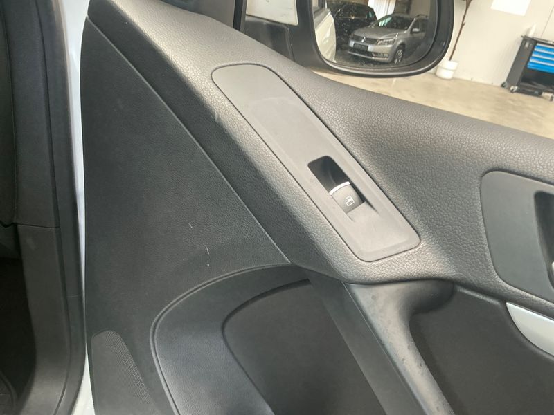 Volkswagen Tiguan 2.0 TDI Sport & Style 4Motion BlueMotion Tech 2016 – снимка 25
