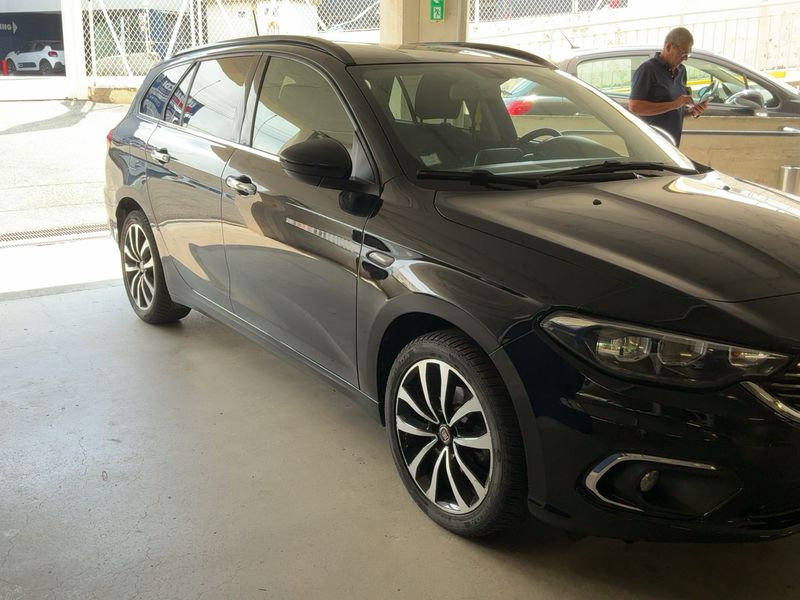 Fiat Tipo 1.6 JTDM Lounge 2018 – снимка 12
