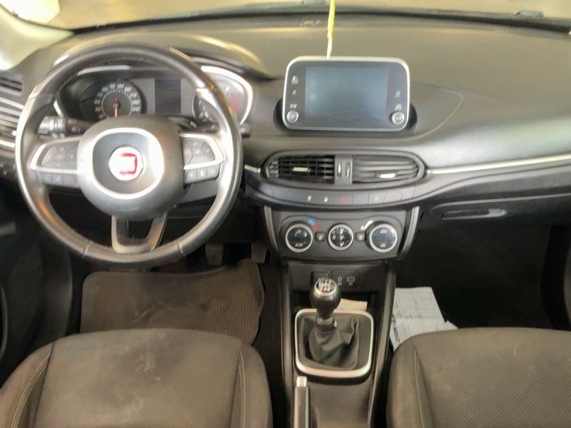 Fiat Tipo 1.6 JTDM Lounge 2018 – снимка 17
