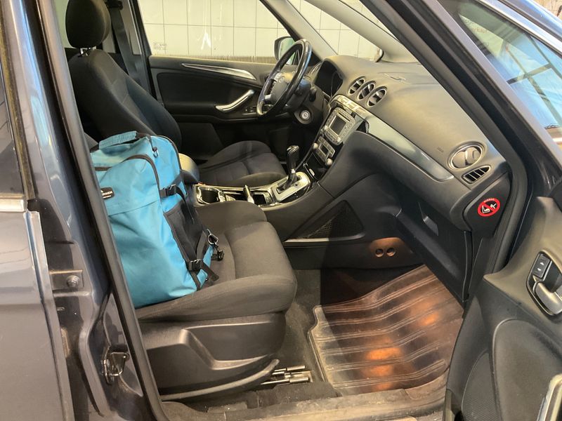 Ford S-Max 2.0 EcoBoost Titanium 2010 – снимка 3