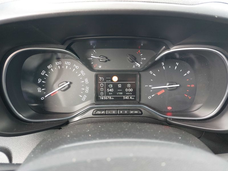 Citroen Berlingo 1.5 Blue-HDi Feel M 2019 – снимка 12
