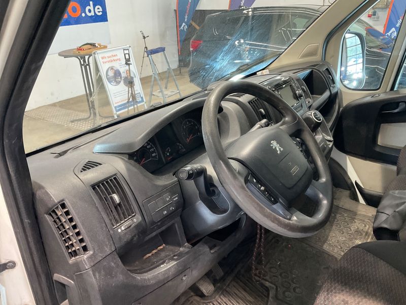 Peugeot Boxer 2.2 HDi 333 L2H2 Komfort 2015 – снимка 33