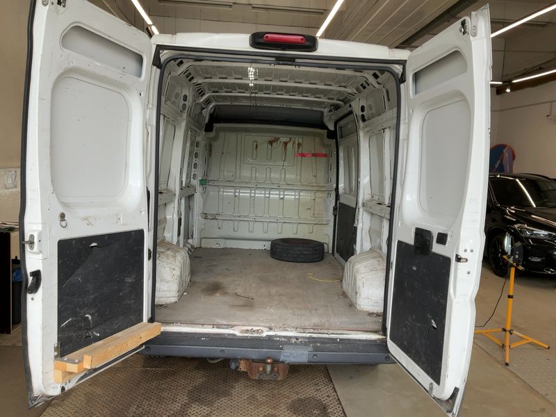 Peugeot Boxer 2.2 HDi 333 L2H2 Komfort 2015 – снимка 15