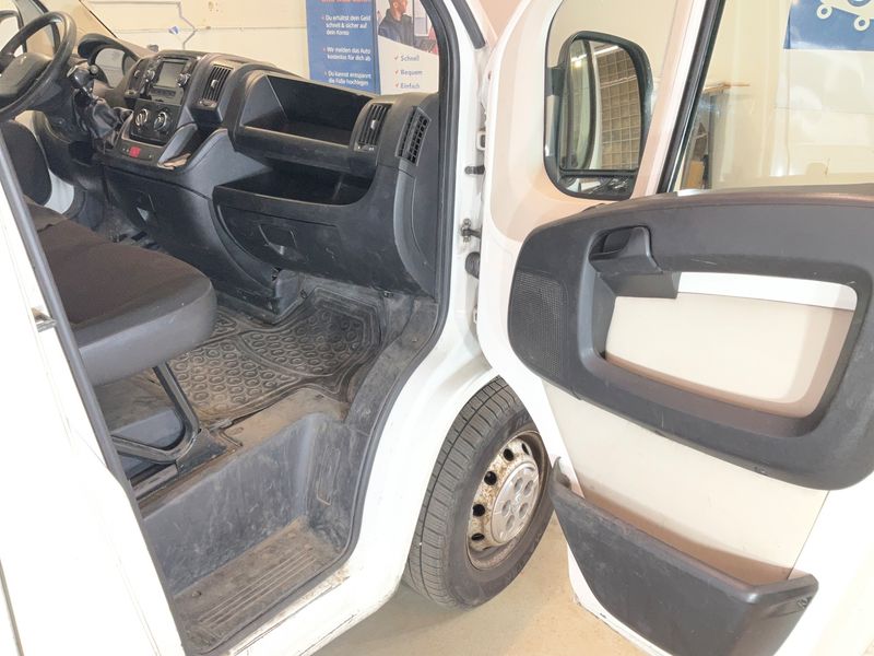 Peugeot Boxer 2.2 HDi 333 L2H2 Komfort 2015 – снимка 30
