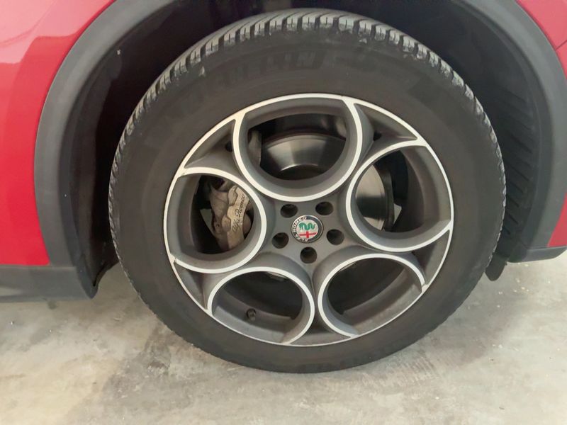 Alfa Romeo Stelvio 2.2 JTDM 2WD 2018 – снимка 11