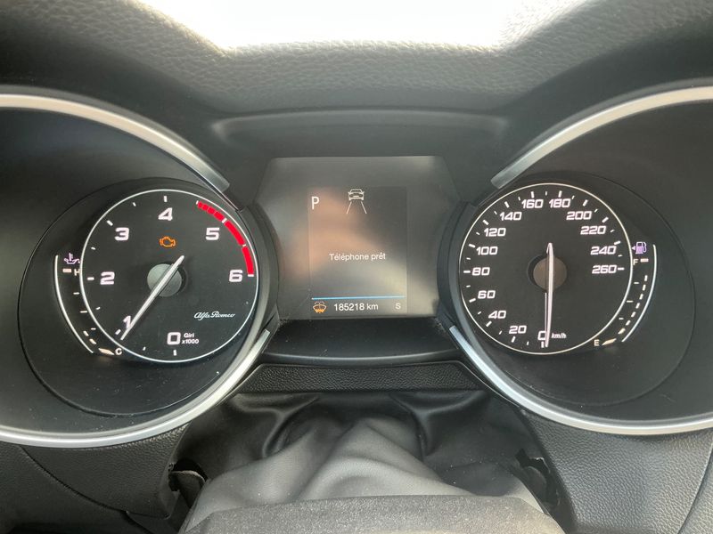 Alfa Romeo Stelvio 2.2 JTDM 2WD 2018 – снимка 18