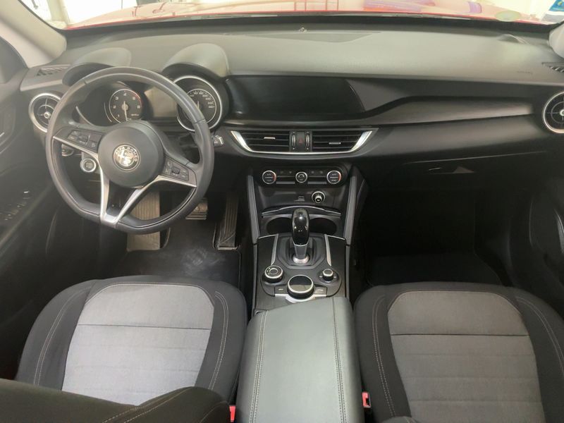 Alfa Romeo Stelvio 2.2 JTDM 2WD 2018 – снимка 17