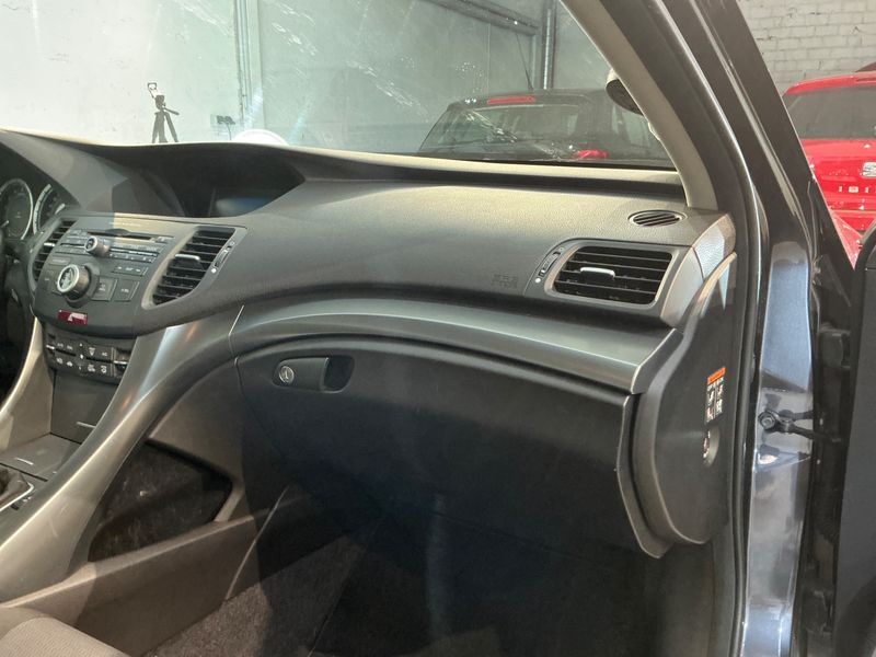 Honda Accord 2.0 Executive 2014 – снимка 26